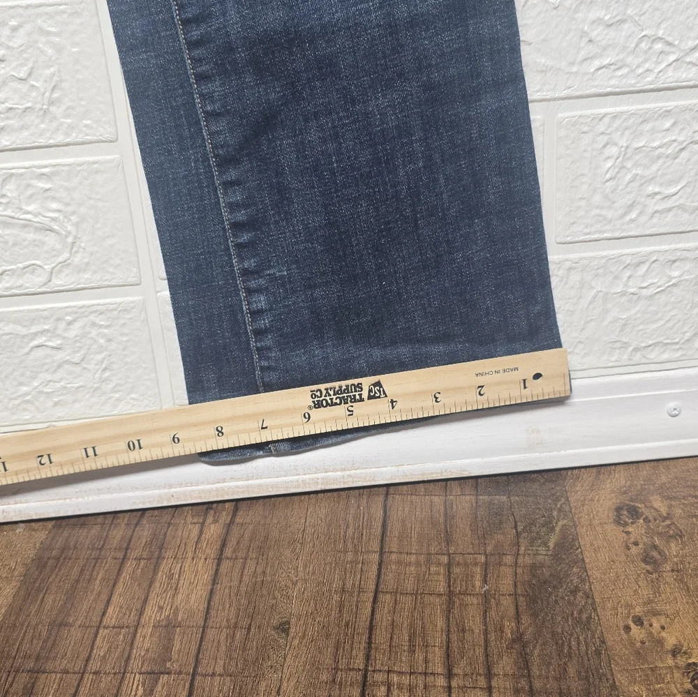 Women's Distressed Premium Cotton Blue Denim Jeans By Seven7 Size 30 - Picture 11 of 12